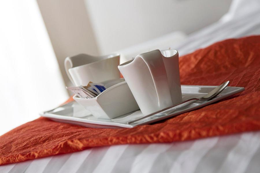 Zara Rooms & Suites Suzzara Exterior foto
